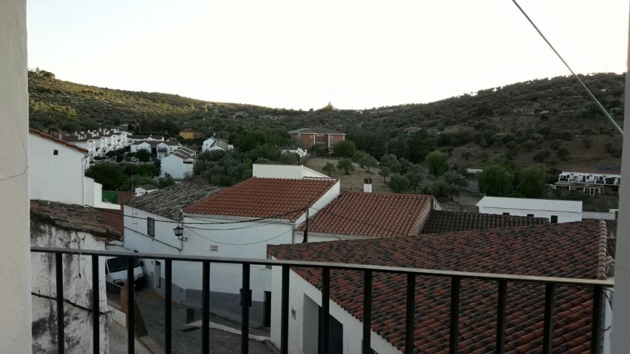 Casa Rural Sierra De Huelva Aroche 外观 照片